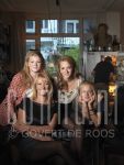 01-09-2009 Barbara van Beukering with her daughters at home in Amsterdam. By order of JM Magazine.

[keywords]Eyecontact, Half Length, Posed[/keywords]